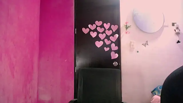Kiara tits online show from April 30, 2026, 10:58 pm