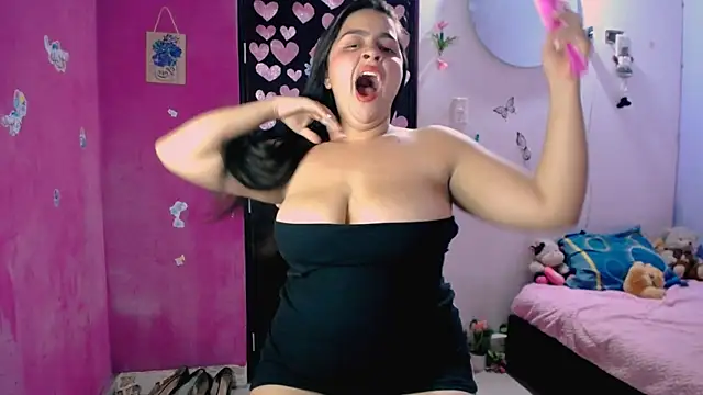 Kiara tits online show from June 4, 2026, 11:22 pm