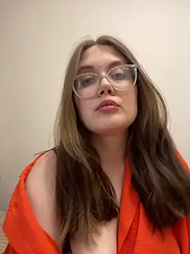 Snapshot of ecpochmak chatting on May 27, 2026, 4:15 pm ecpochmak online show from May 27, 2026, 4:15 pm