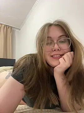 Snapshot of ecpochmak chatting on May 31, 2026, 6:31 pm ecpochmak online show from May 31, 2026, 6:31 pm