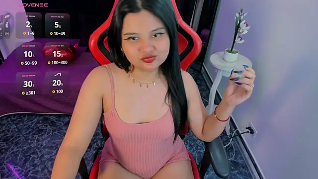Snapshot of Athena_snaw chatting on August 6, 2026, 3:19 am Athena snaw online show from August 6, 2026, 3:19 am