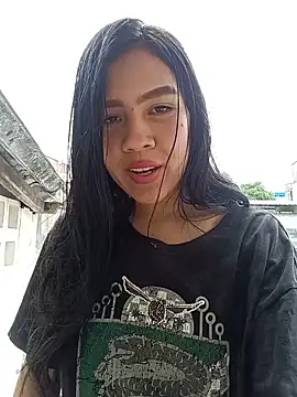 madiison hot online show from May 23, 2026, 2:32 pm