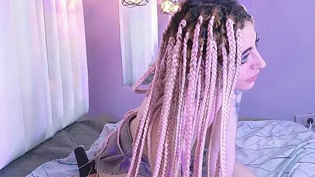 Pinky doll777 online show from June 3, 2026, 2:33 pm