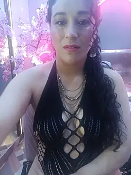Elizabeth bennett online show from July 21, 2026, 5:37 pm
