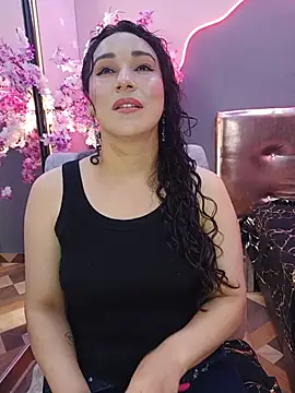 Elizabeth bennett online show from July 27, 2026, 5:31 pm