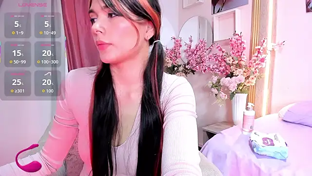 Snapshot of Aili_queen chatting on May 26, 2026, 12:56 pm Aili queen online show from May 26, 2026, 12:56 pm