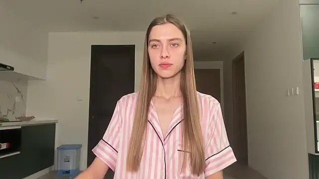 ScarlettBlank online show from May 10, 2026, 5:40 pm
