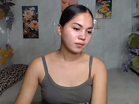 Snapshot of ur_asiankat chatting on August 2, 2026, 9:02 pm ur asiankat online show from August 2, 2026, 9:02 pm