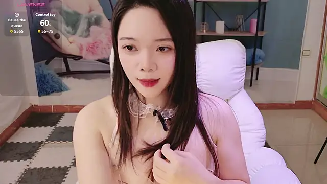 xinxin888666 online show from May 15, 2026, 1:07 pm
