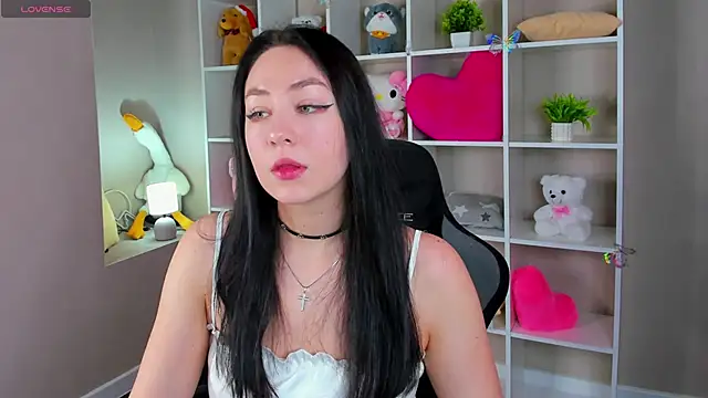 Sofia Conner online show from May 12, 2026, 9:28 am