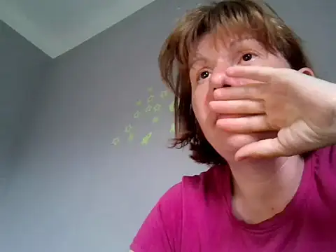 Snapshot of sarahme2 chatting on May 8, 2026, 3:39 pm sarahme2 online show from May 8, 2026, 3:39 pm
