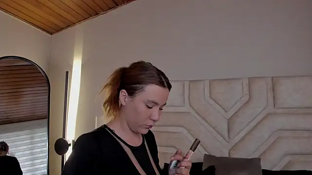  zoe 3 online show from July 17, 2026, 12:56 pm