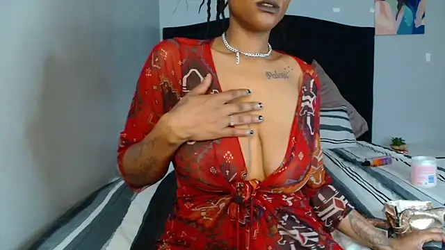 Snapshot of KillarRose chatting on July 2, 2026, 12:43 am KillarRose online show from July 2, 2026, 12:43 am