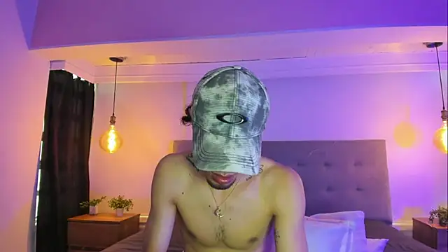 MichaelEvanss  online show from July 18, 2026, 12:42 pm