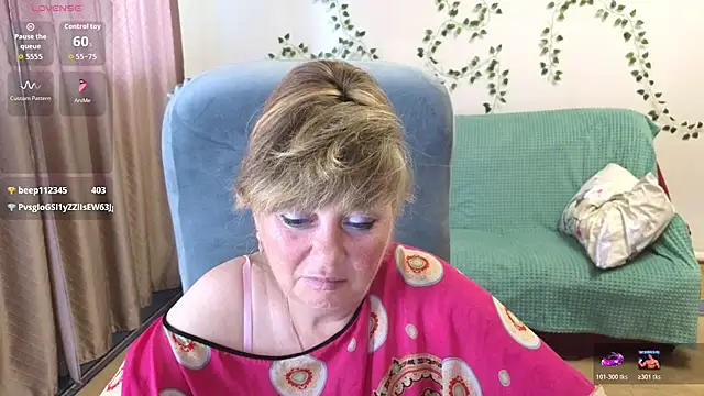 Melania Cook online show from July 24, 2026, 2:26 pm