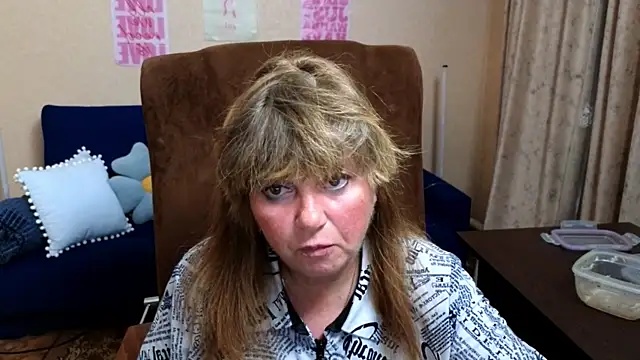 Melania Cook online show from July 28, 2026, 9:47 pm