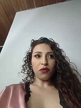 ANAMARIAMD online show from June 13, 2026, 8:45 am
