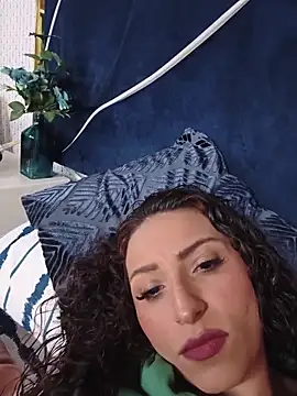 ANAMARIAMD online show from June 16, 2026, 8:33 pm