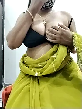 Snapshot of sexyy_nidhii chatting on May 9, 2026, 12:49 am sexyy nidhii online show from May 9, 2026, 12:49 am