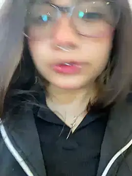 Snapshot of Amara_Kazumi chatting on May 30, 2026, 5:04 am Amara Kazumi online show from May 30, 2026, 5:04 am