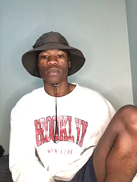 Snapshot of thandolezwe1 chatting on May 13, 2026, 8:27 pm thandolezwe1 online show from May 13, 2026, 8:27 pm