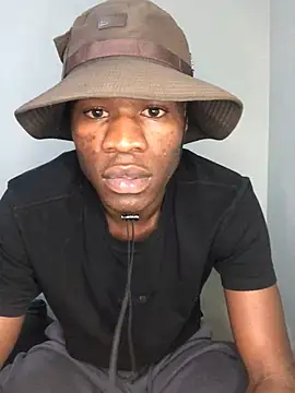 Snapshot of thandolezwe1 chatting on June 19, 2026, 12:09 pm thandolezwe1 online show from June 19, 2026, 12:09 pm