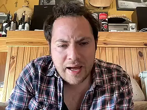 alecsgzz online show from July 18, 2026, 8:23 pm