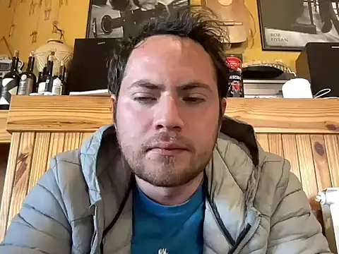 alecsgzz online show from July 28, 2026, 2:24 pm