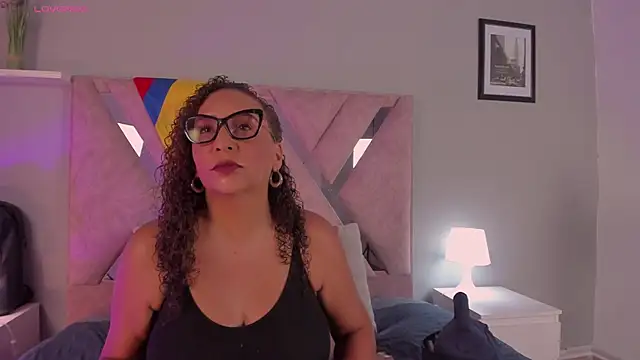 Eva-Millss online show from July 11, 2026, 7:38 pm