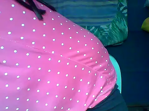 Snapshot of MommyKaye30 chatting on May 10, 2026, 8:08 am MommyKaye30 online show from May 10, 2026, 8:08 am