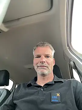 Snapshot of Thor-82 chatting on June 2, 2026, 7:21 am Thor-82 online show from June 2, 2026, 7:21 am
