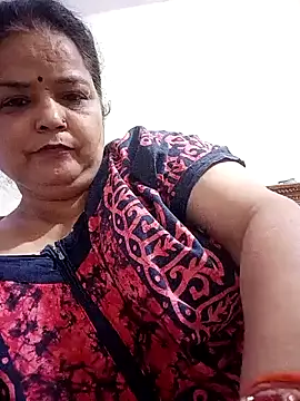 Hot-Mallika2 online show from May 5, 2026, 8:55 am