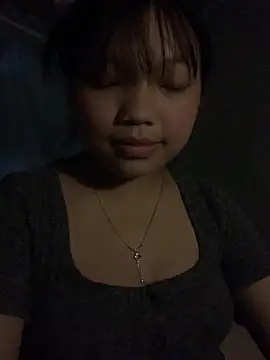 Snapshot of Cham-py chatting on May 3, 2026, 2:12 pm Cham-py online show from May 3, 2026, 2:12 pm