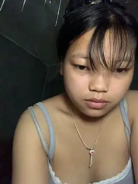 Snapshot of Cham-py chatting on May 14, 2026, 12:06 am Cham-py online show from May 14, 2026, 12:06 am