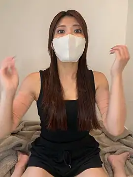 Erika  xx online show from June 15, 2026, 6:26 am