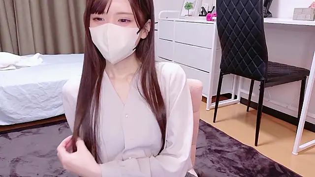 Snapshot of hina_mochi chatting on May 23, 2026, 8:51 am hina mochi online show from May 23, 2026, 8:51 am