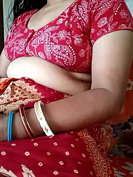 minadixit17 online show from May 17, 2026, 6:11 am