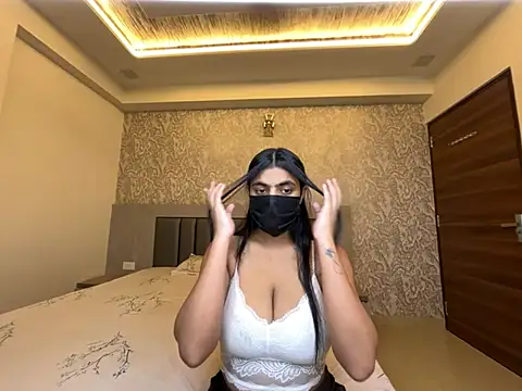 Snapshot of Miss_Heer chatting on June 25, 2026, 12:09 pm Miss Heer online show from June 25, 2026, 12:09 pm