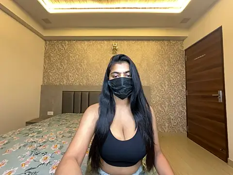 Snapshot of Miss_Heer chatting on July 18, 2026, 12:48 am Miss Heer online show from July 18, 2026, 12:48 am