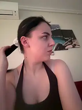 Snapshot of ema-emanuela chatting on May 26, 2026, 12:56 pm ema-emanuela online show from May 26, 2026, 12:56 pm