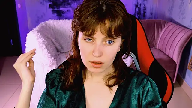 LolaDominara online show from May 15, 2026, 2:46 pm