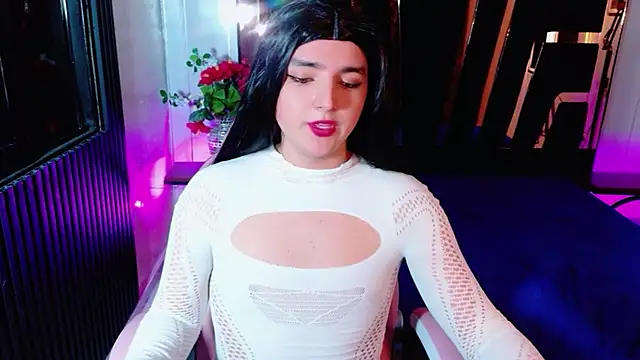 Gaby Gil  online show from May 22, 2026, 12:44 pm