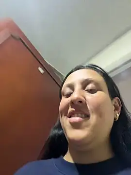 Snapshot of Cloe-Fire chatting on May 22, 2026, 11:05 am Cloe-Fire online show from May 22, 2026, 11:05 am