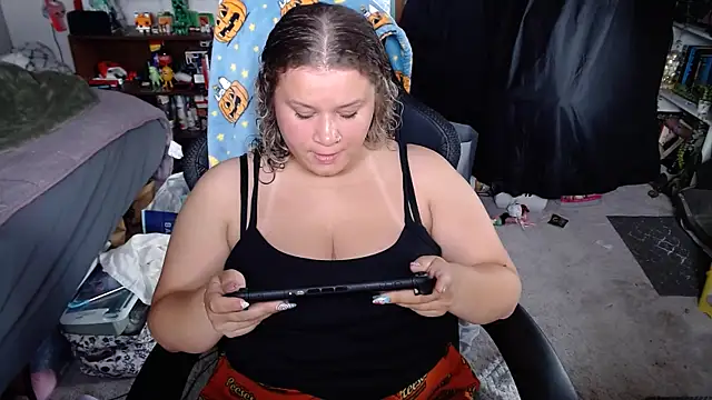 Snapshot of prettybabygurl04 chatting on May 13, 2026, 4:59 pm prettybabygurl04 online show from May 13, 2026, 4:59 pm