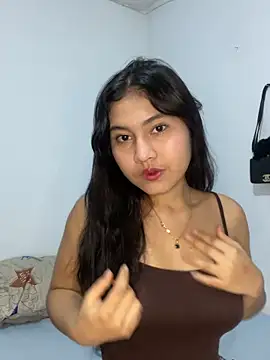 Snapshot of Xaannder chatting on May 10, 2026, 3:12 am Xaannder online show from May 10, 2026, 3:12 am