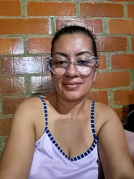 Eva rossel online show from May 9, 2026, 11:32 pm