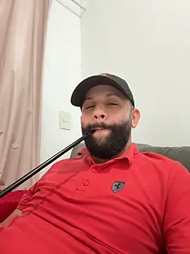 Snapshot of Ssombra_ chatting on May 29, 2026, 5:38 am Ssombra online show from May 29, 2026, 5:38 am