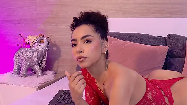 Snapshot of TamaraMontiel chatting on May 11, 2026, 2:45 pm TamaraMontiel online show from May 11, 2026, 2:45 pm