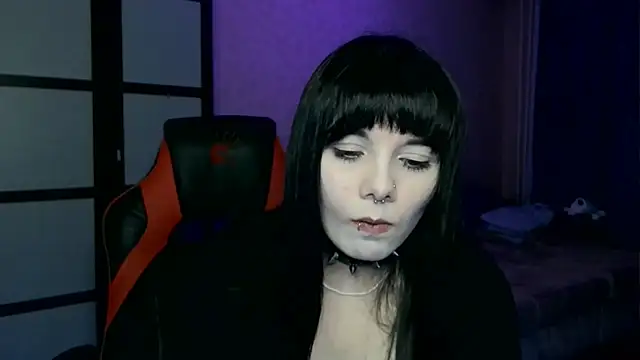 Snapshot of gothicq chatting on May 26, 2026, 6:48 pm gothicq online show from May 26, 2026, 6:48 pm