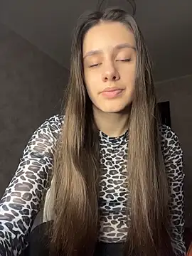 Selena Mur  online show from May 20, 2026, 2:23 pm